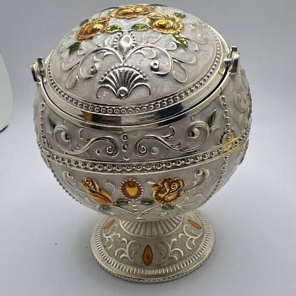 Vintage TXX Flip Up Cigar Ash Tray White/Yellow Floral Golden Ornate Design - Picture 2 of 6